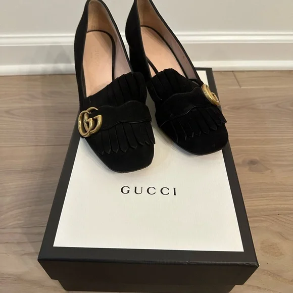 Gucci Black Heels with Gold GG Emblem - Picture 1 of 6